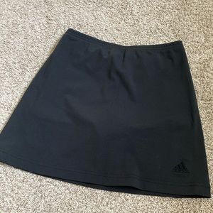 Youth L Adidas Tennis Skirt (w/built in shorts)